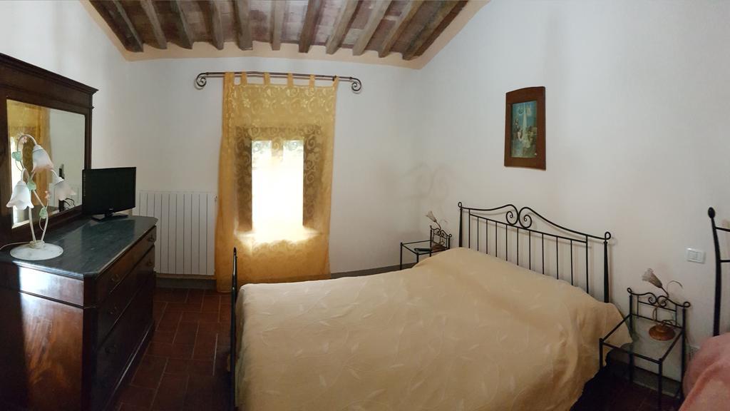 Agriturismo Il Poderino Бибона Екстериор снимка