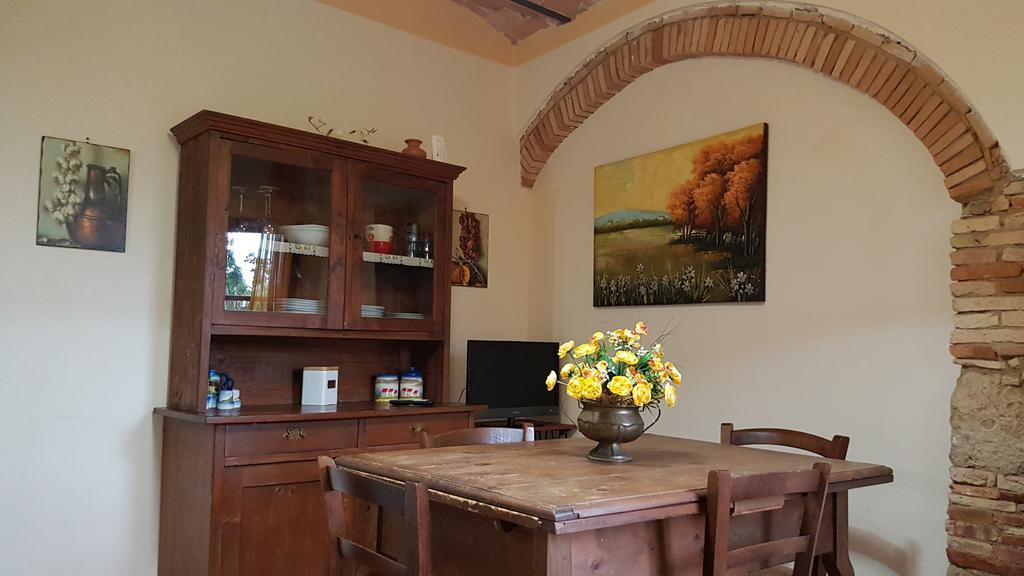 Agriturismo Il Poderino Бибона Екстериор снимка