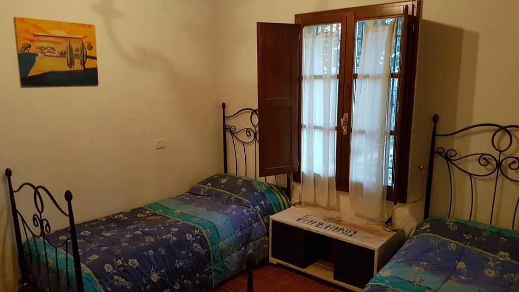 Agriturismo Il Poderino Бибона Екстериор снимка