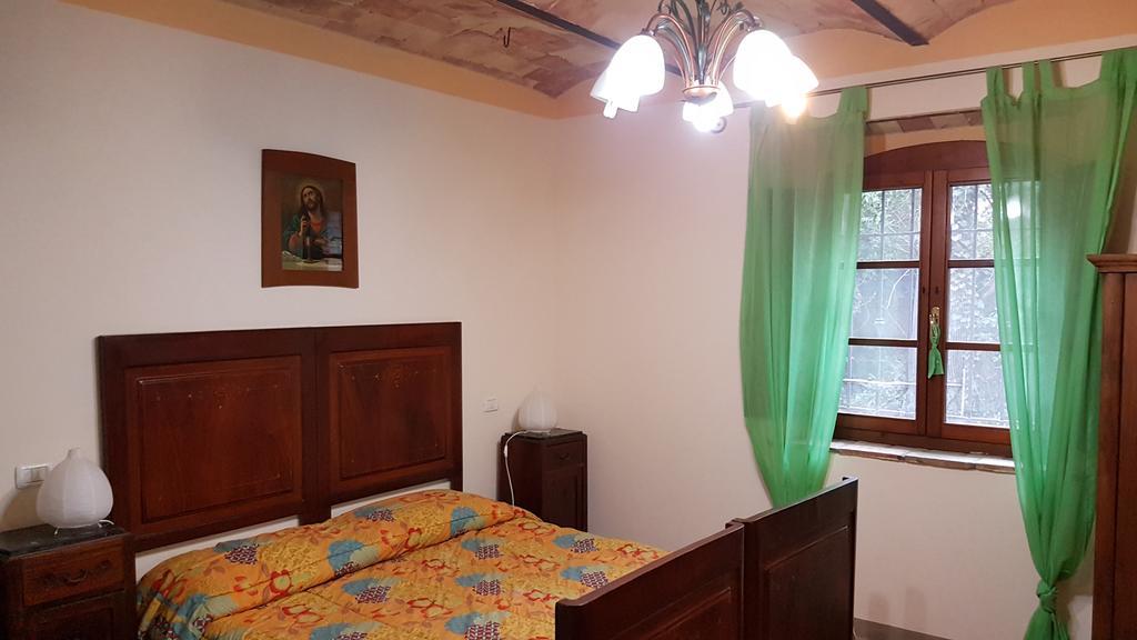 Agriturismo Il Poderino Бибона Екстериор снимка