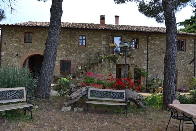 Agriturismo Il Poderino Бибона Екстериор снимка